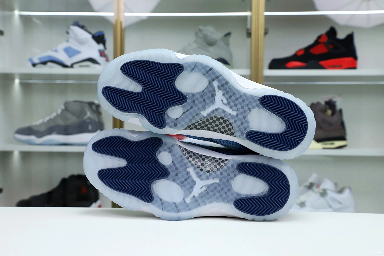 11 Jordan snakeskin” Jordan “navy Air 0116